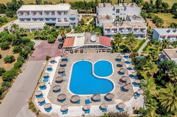 Hotel s bazénem