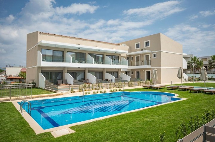 Hotel medencével