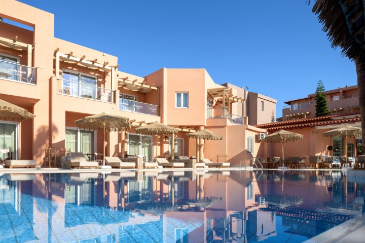 Hotel s bazénom