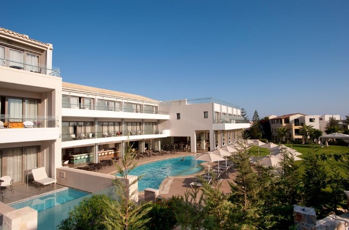 Hotel medencével