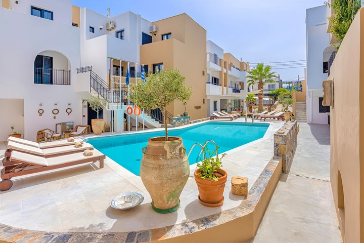 Hotel s bazénem