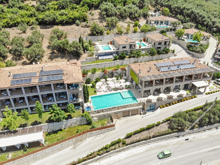 Hotel s bazénem