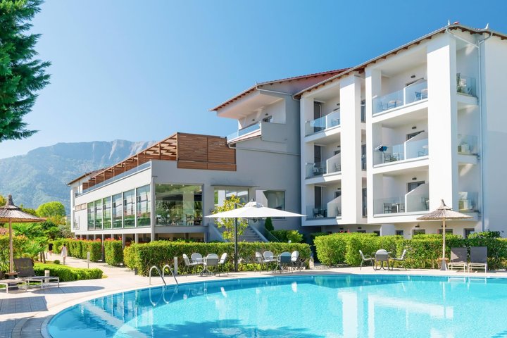 Hotel s bazénem