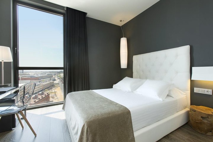 SB Plaza Europa – fotografie 3