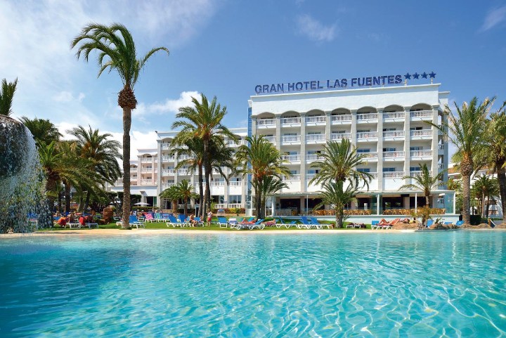 Hotel s bazénem 