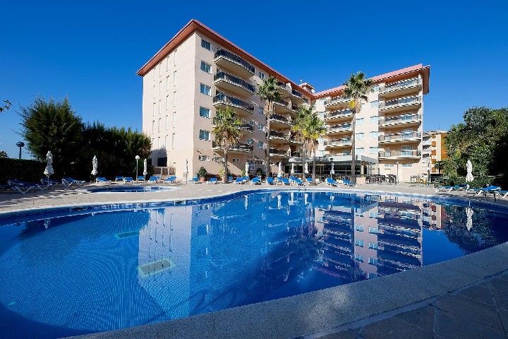 Hotel s bazénem 