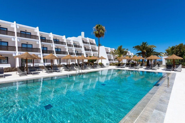 Hotel s bazénem