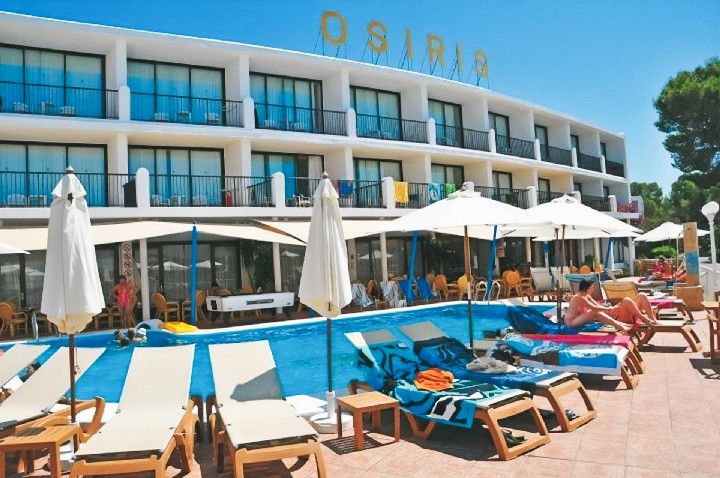 Hotel s bazénem