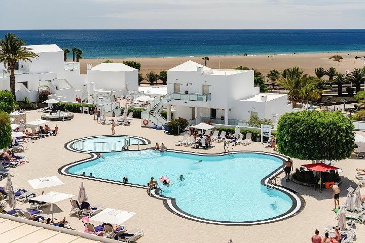 Hotel s bazénem