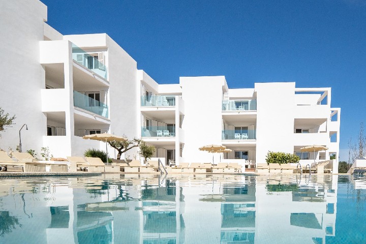 Hotel s bazénem 
