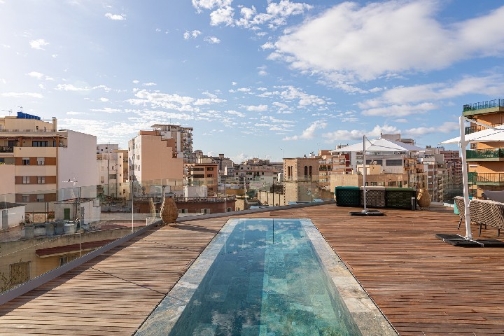 Rooftop Pool