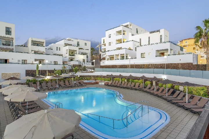 Hotel s bazénem 