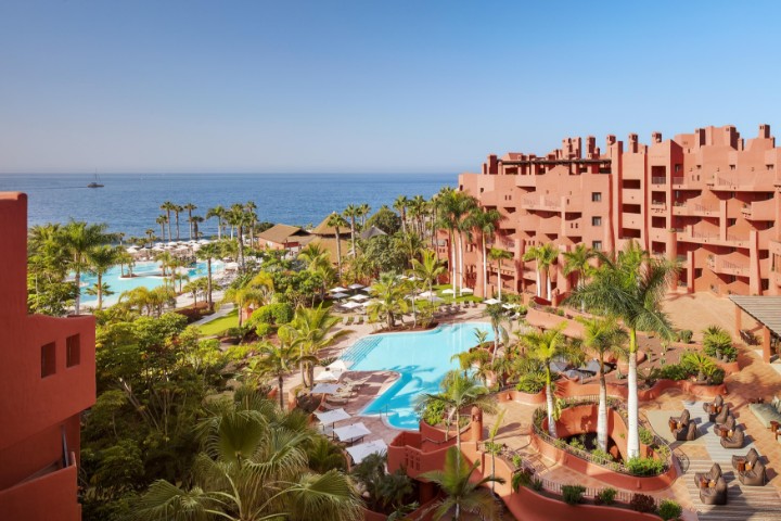 Hotel s bazénem 