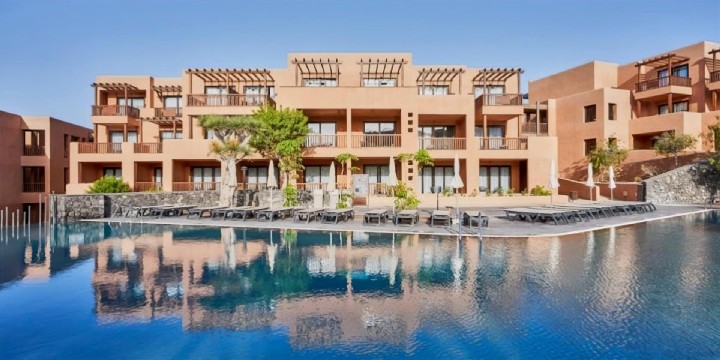 Hotel s bazénem