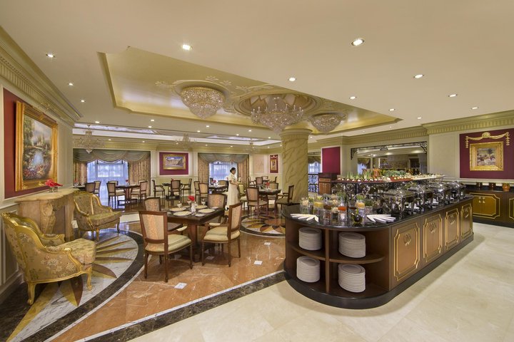 Royal Rose Abu Dhabi, a Curio Collection by Hilton Affiliated Hotel – fotografie 5