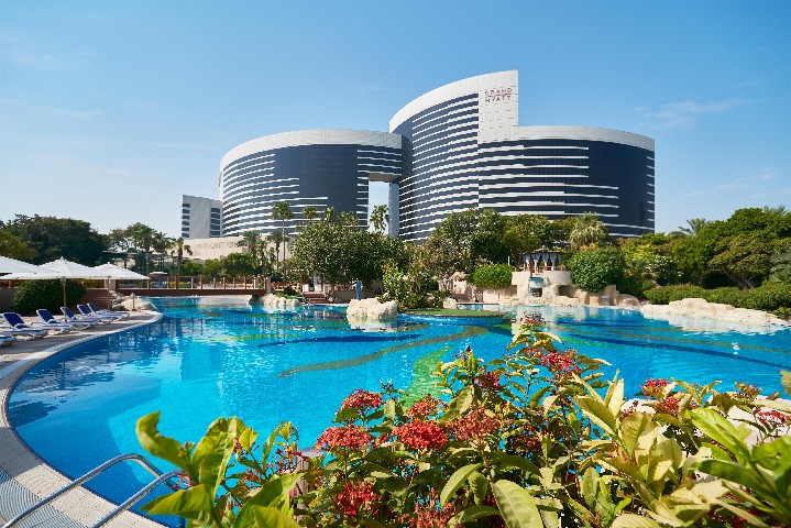 Hotel s bazénem