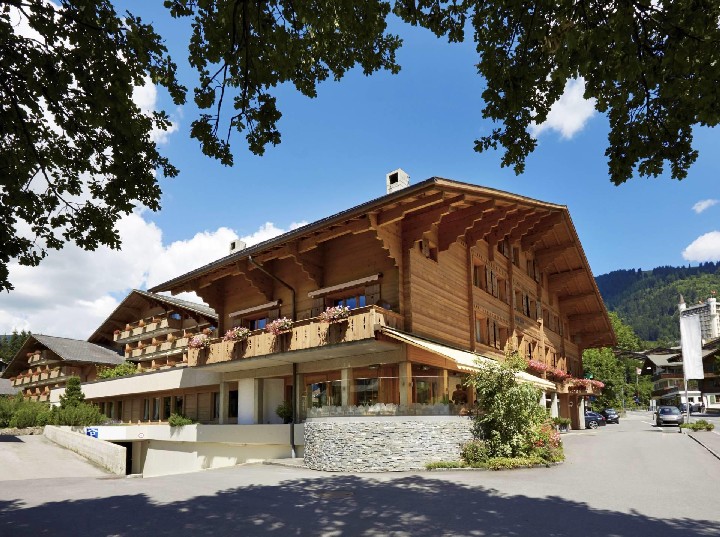Hotel v létě 