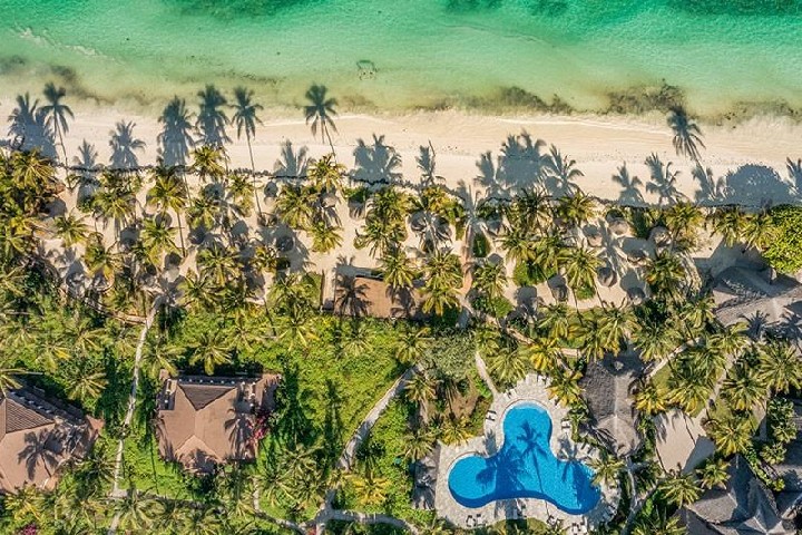 Hotel BREEZES BEACH CLUB & SPA wakacje
