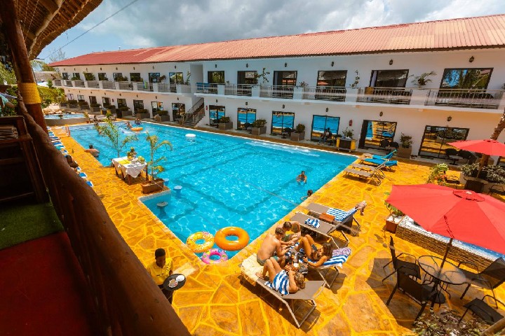Pool