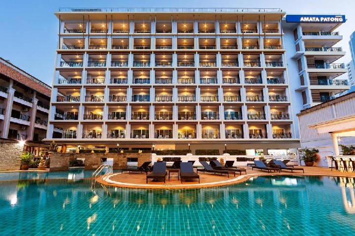 Hotel Exterior