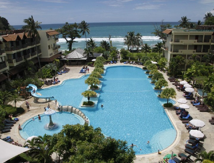 Merlin Beach Resort