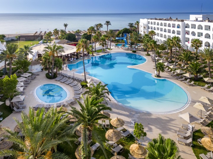 Hotel s bazénem