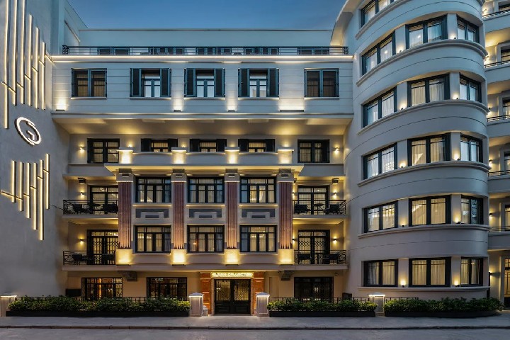 Hotel 