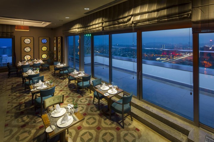 Titanic Business Kartal – fotografie 4