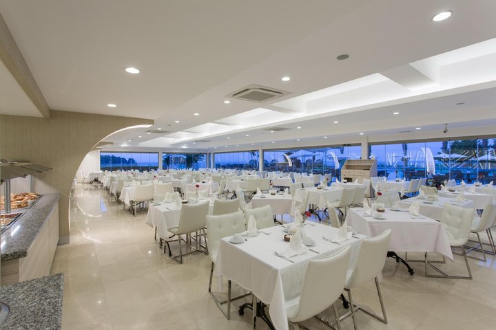 Falcon Hotel – fotografie 3