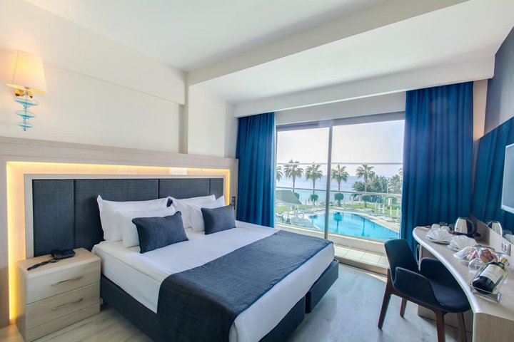 Falcon Hotel – fotografie 2