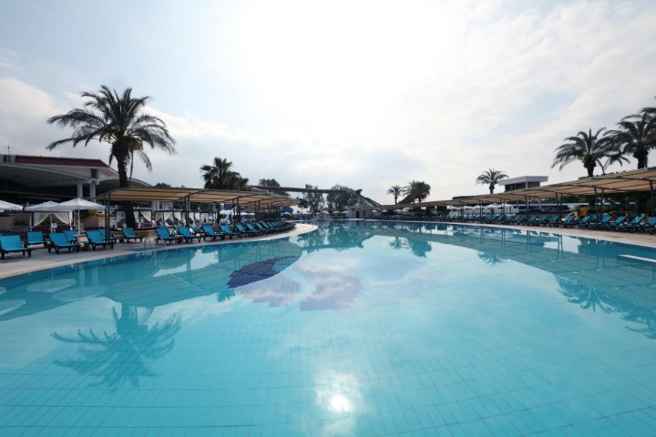 Areal hotel