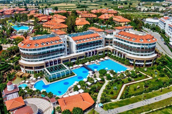 Hotel ALBA ROYAL wakacje