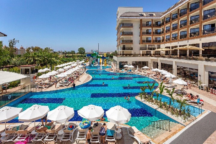Hotel GLAMOUR RESORT & SPA wakacje