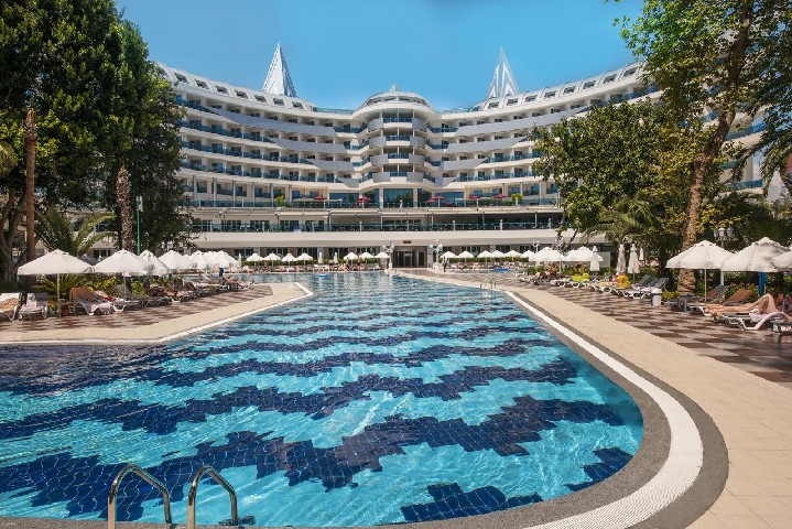 Hotel DELPHIN BOTANIK PLATINUM wakacje