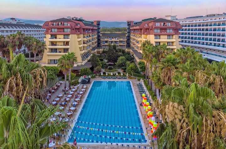 Hotel medencével