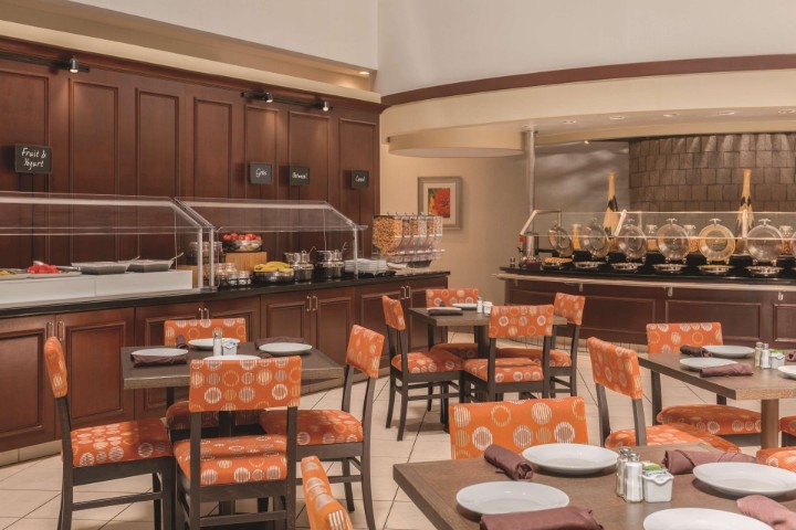 Embassy Suites by Hilton Orlando International Drive ICON Park – fotka 4