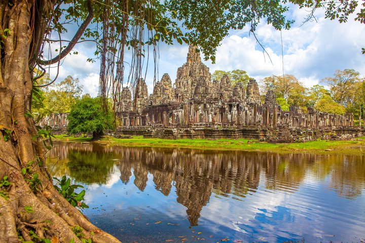 Monumentální chrám Bayon v Siem Reap
