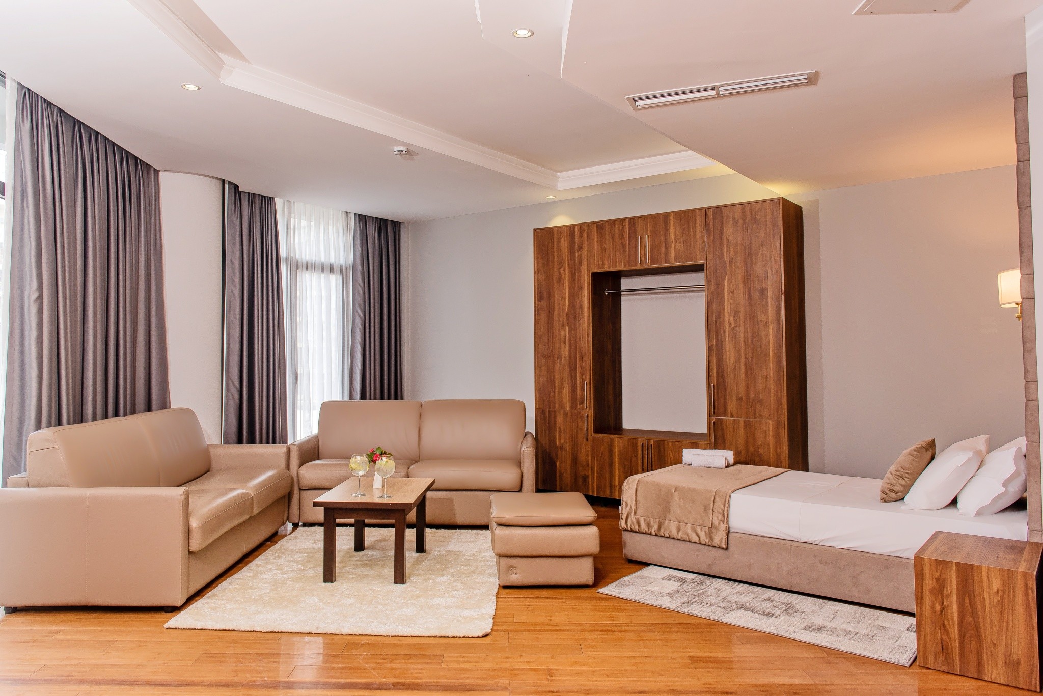 RAFAELO EXECUTIVE HOTEL 8