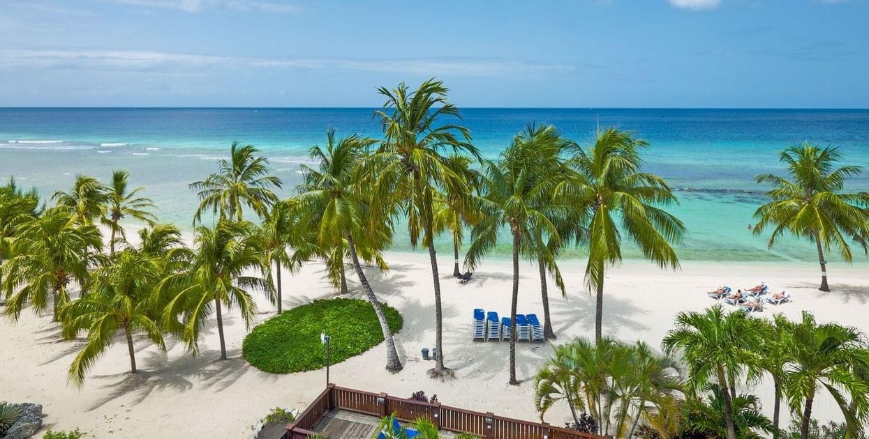 Coconut Court Beach Hotel