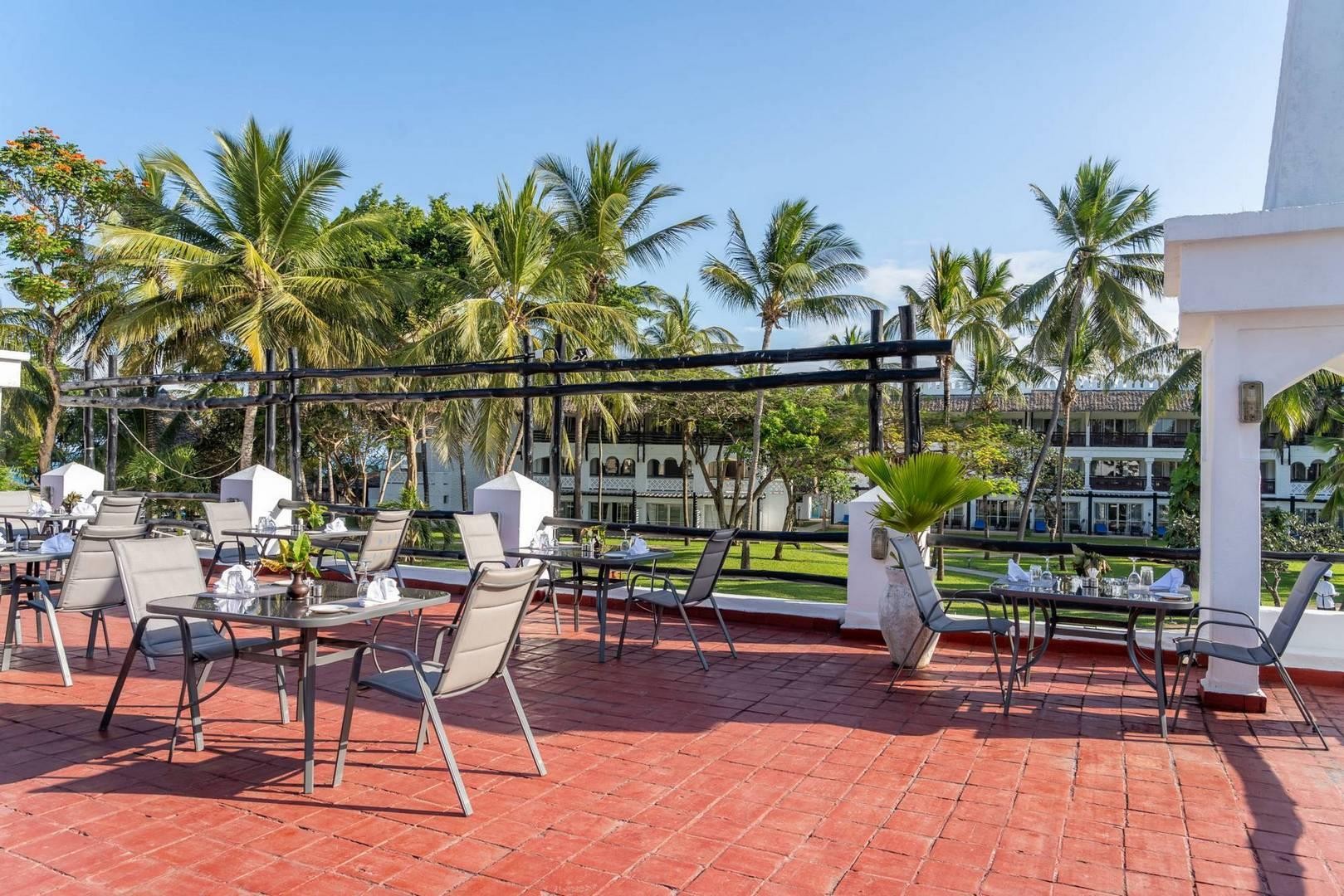 Southern Palms Beach Club 10