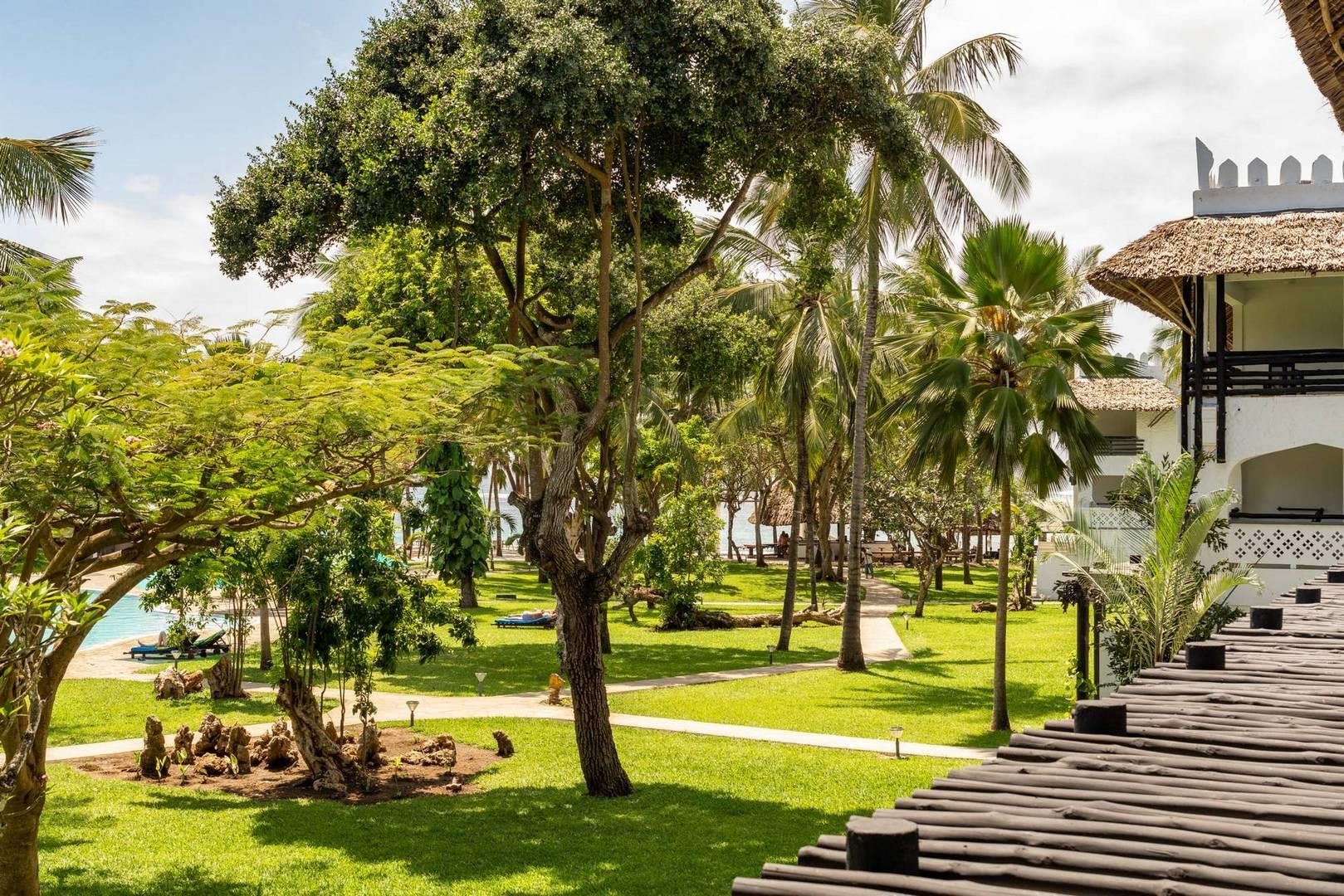 Southern Palms Beach Club 16