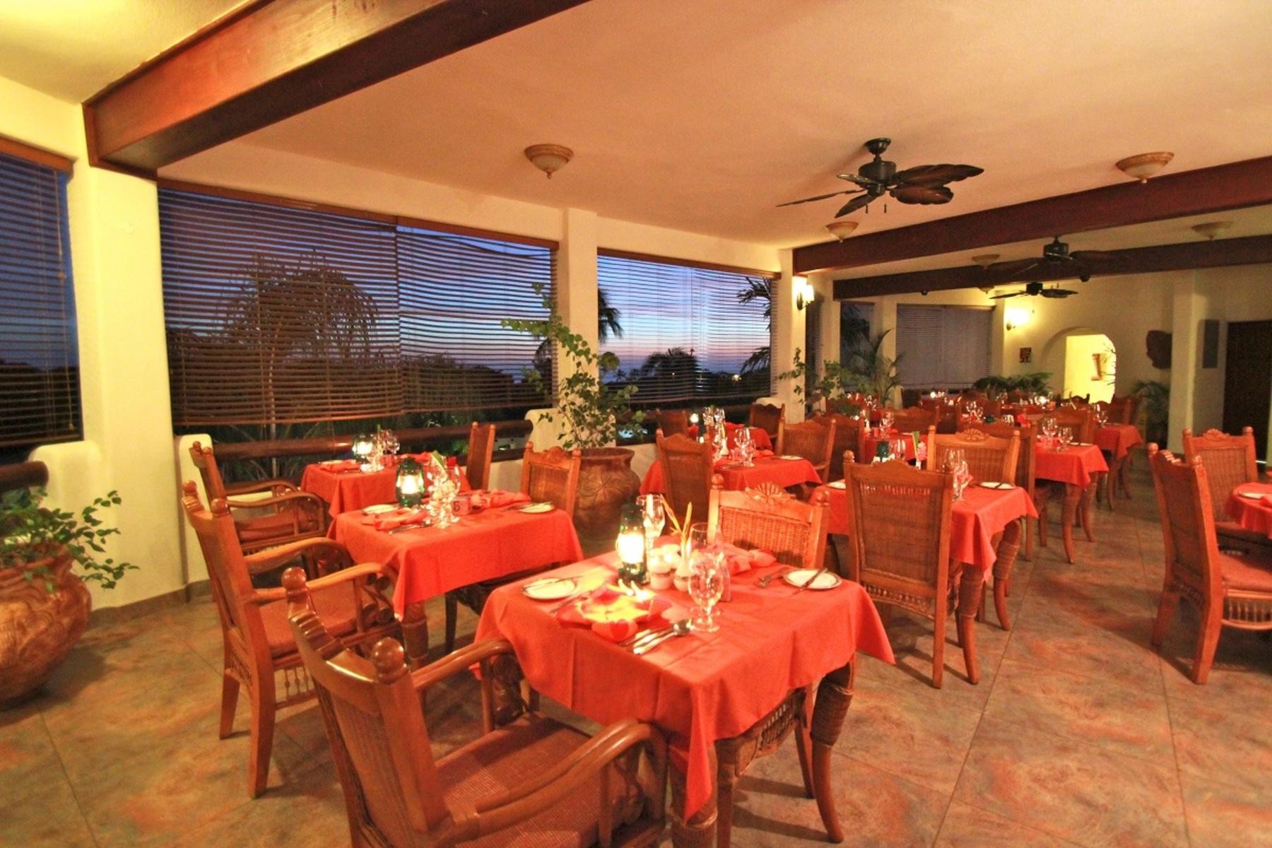 Sugar Cane Club - Adults Only 6