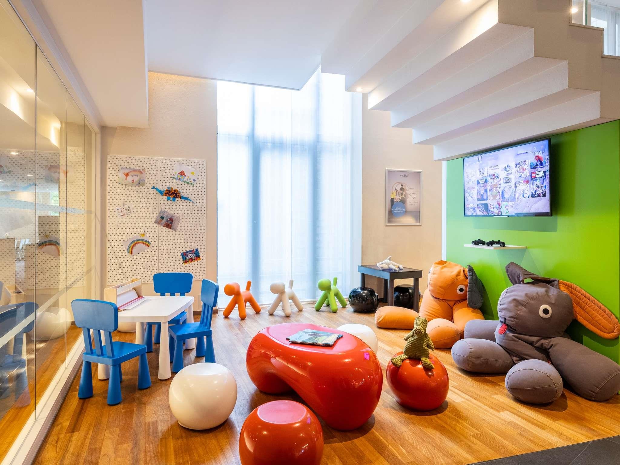 Hotel Novotel Brussels City Centre 13