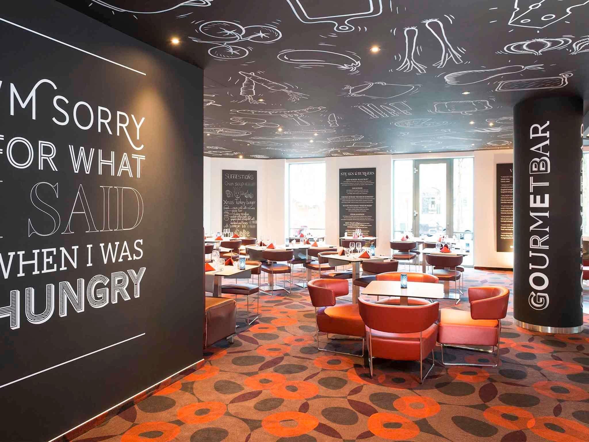 Hotel Novotel Brussels City Centre 10