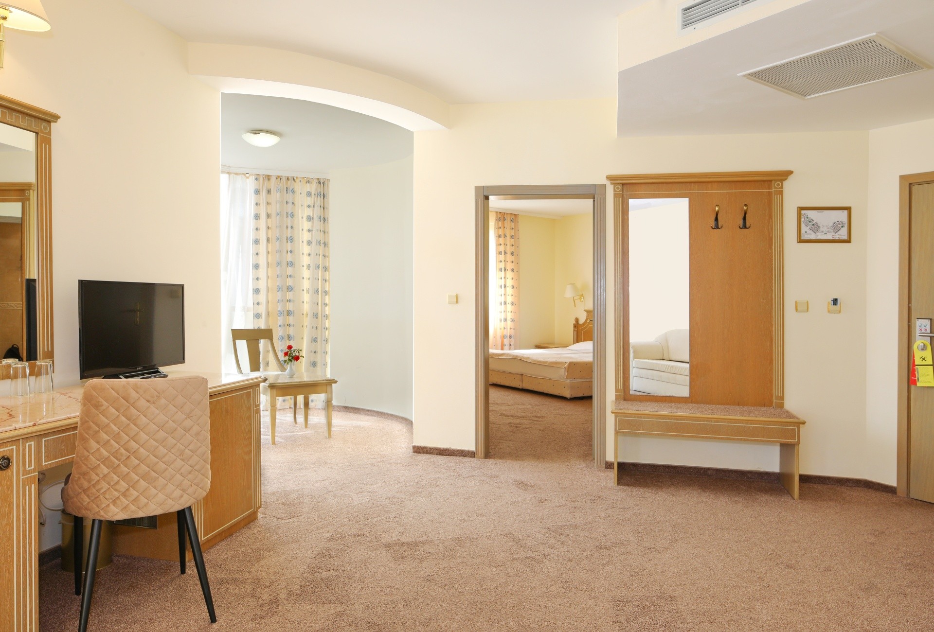 Marina Royal Palace 9