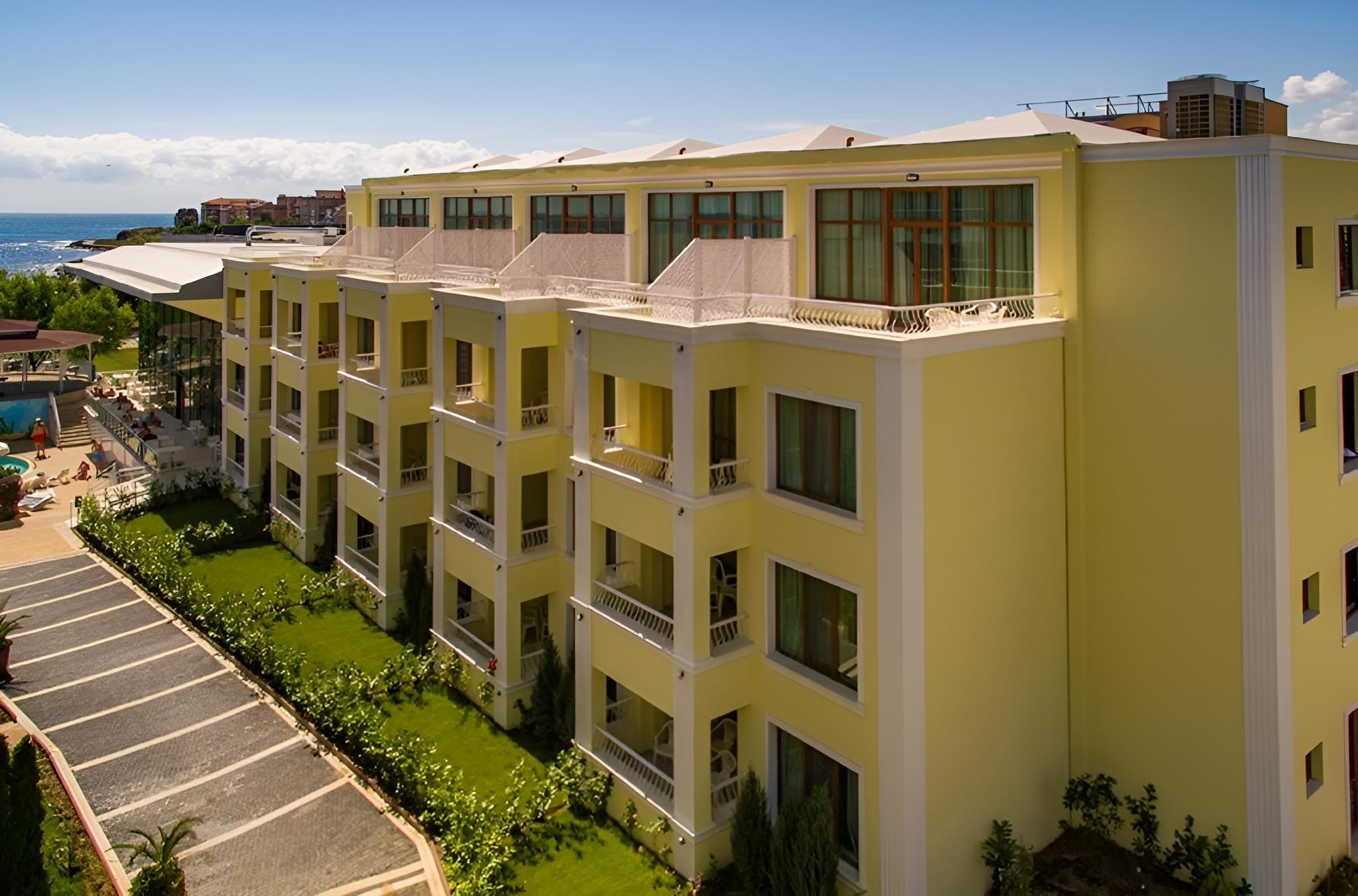 Perla Gold & Luxury 5