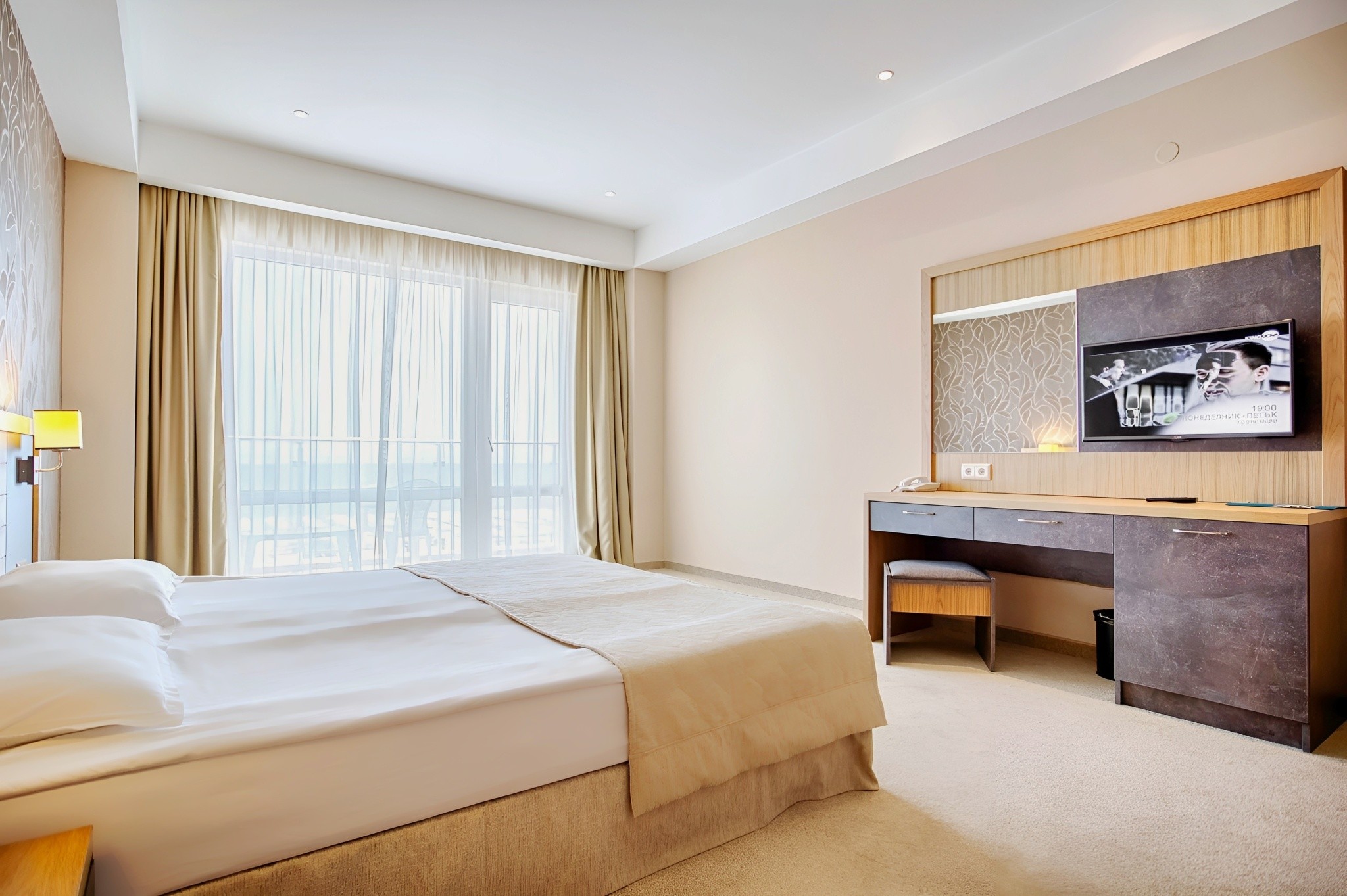 DIT Evrika Beach Club Hotel 4