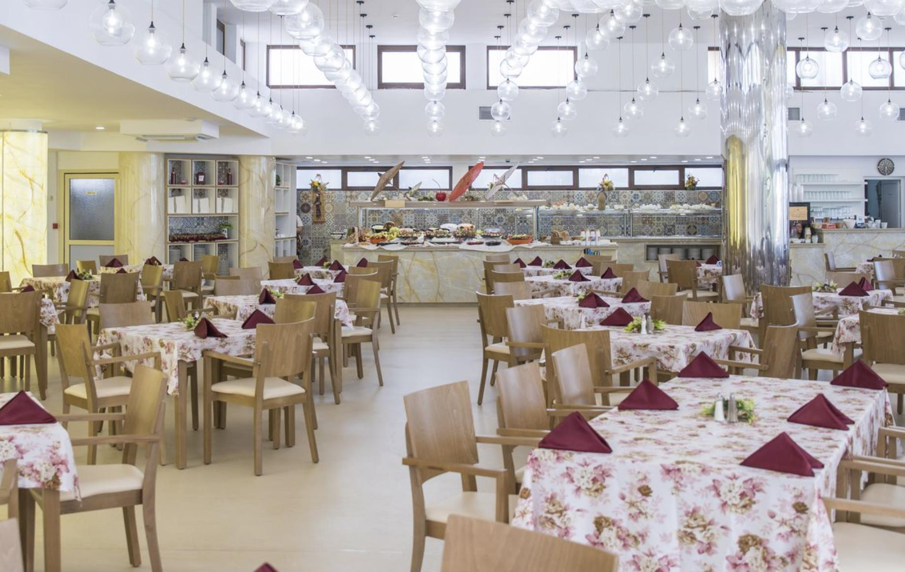 Grand Hotel Sunny Beach 13