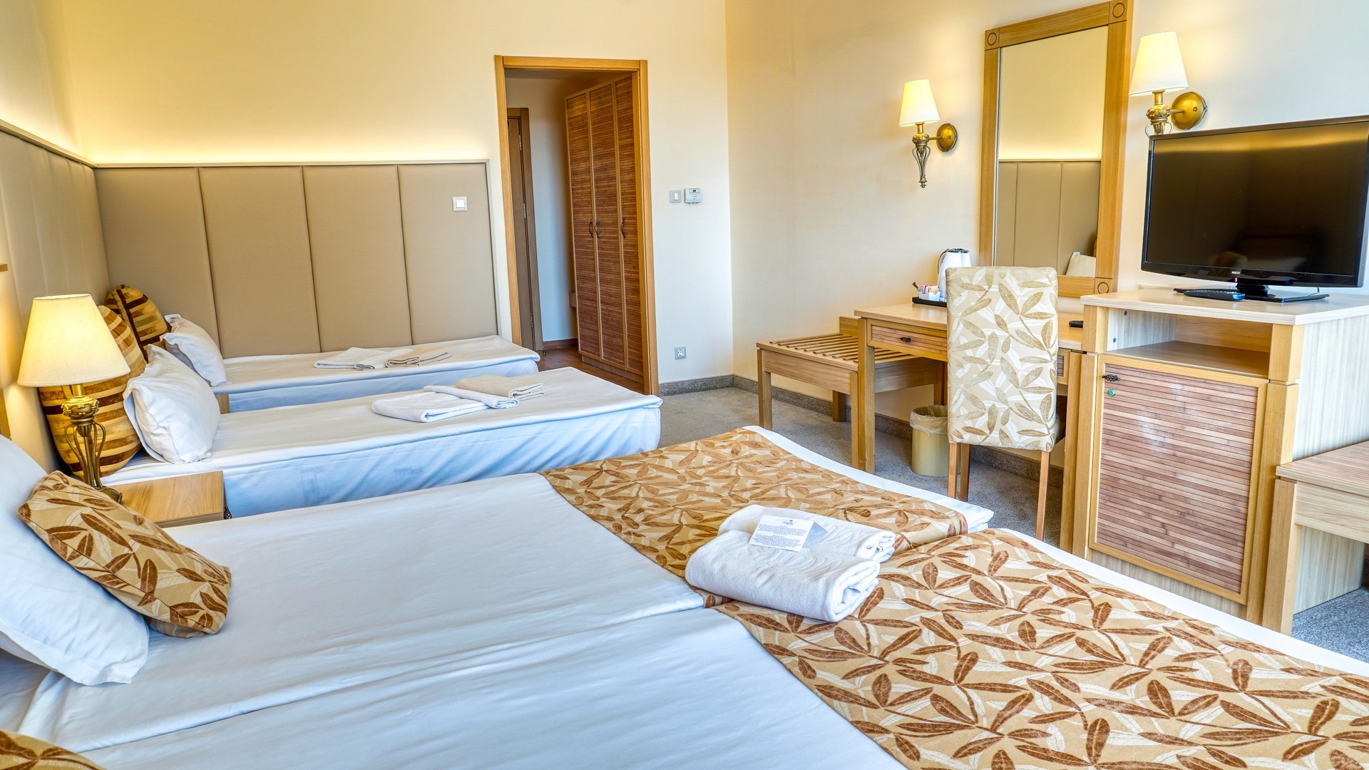 DIT MAJESTIC BEACH RESORT 27