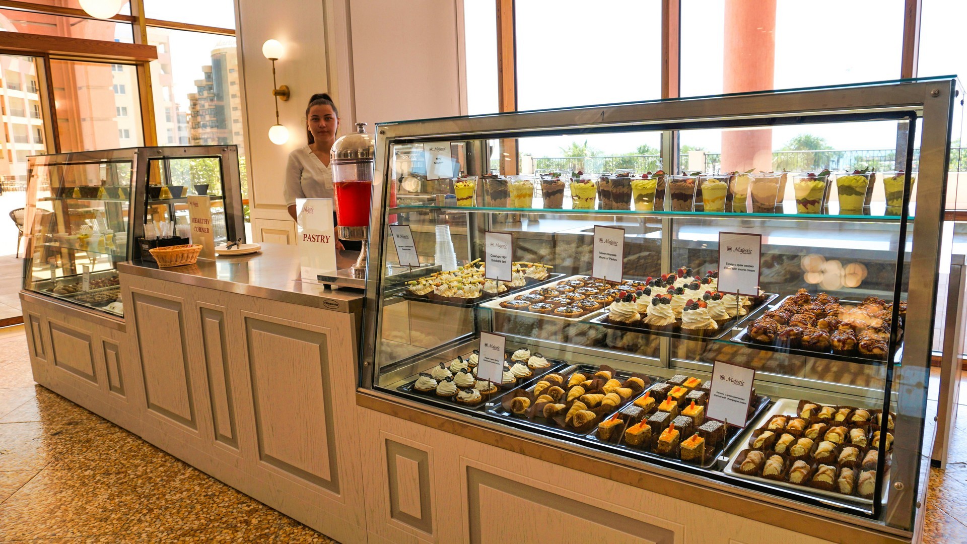 DIT MAJESTIC BEACH RESORT 10